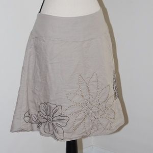 jaime..b, tan  beaded skirt size 6.......